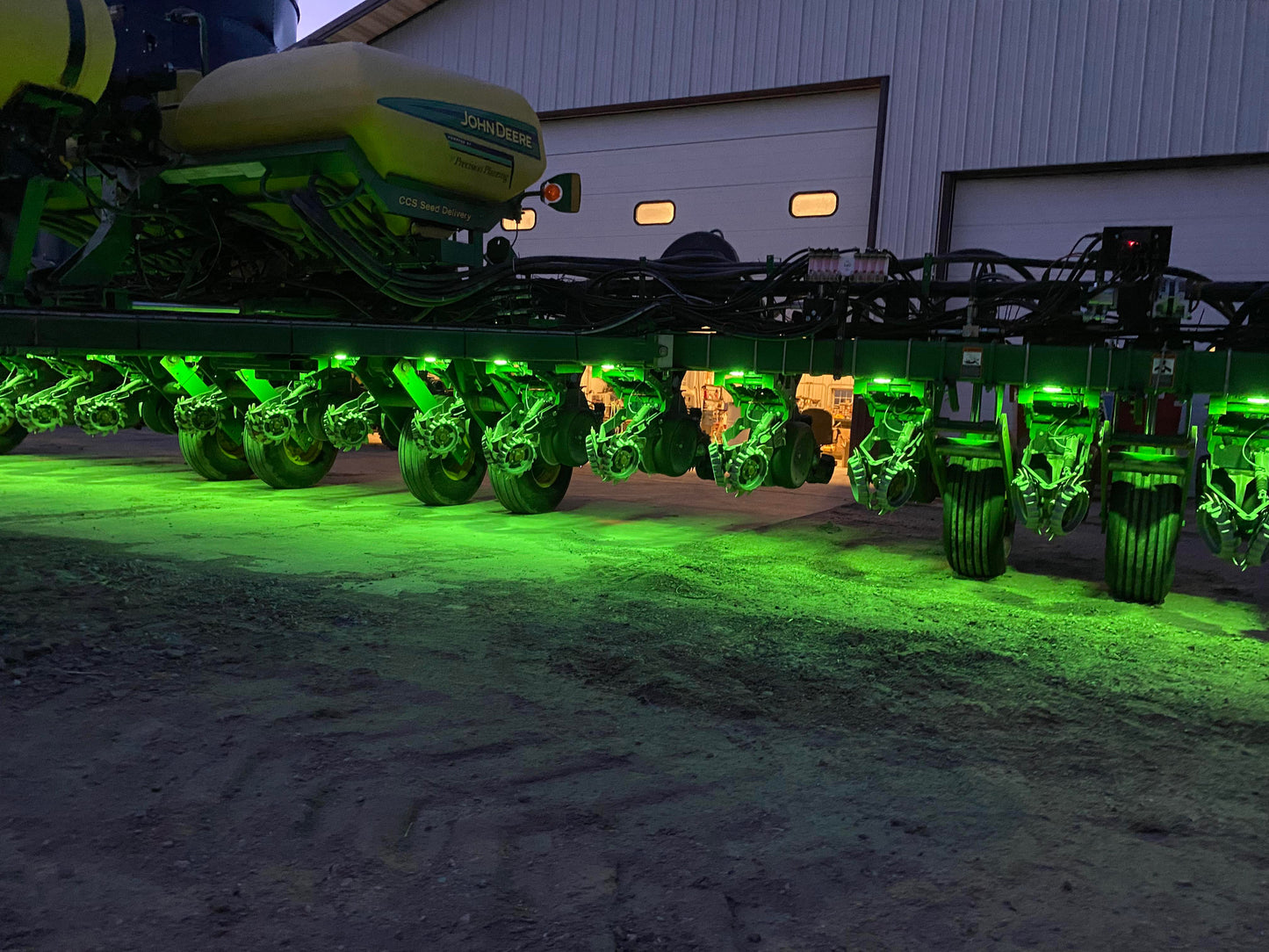 PLANTER AND DRILL LIGHT KIT(S)